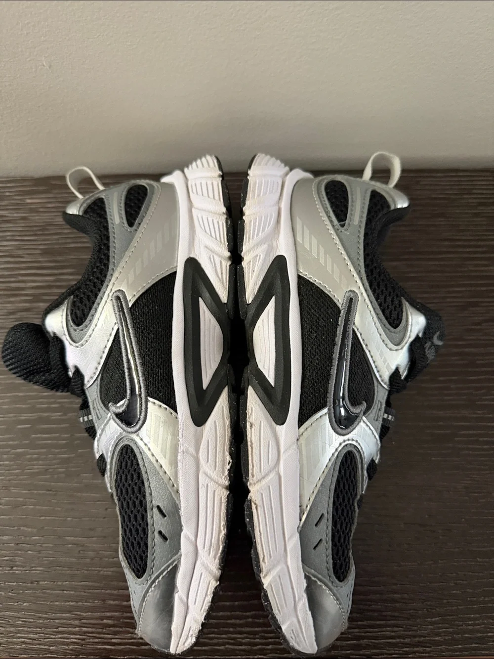 Nike V5 RNR Little kids 3Y